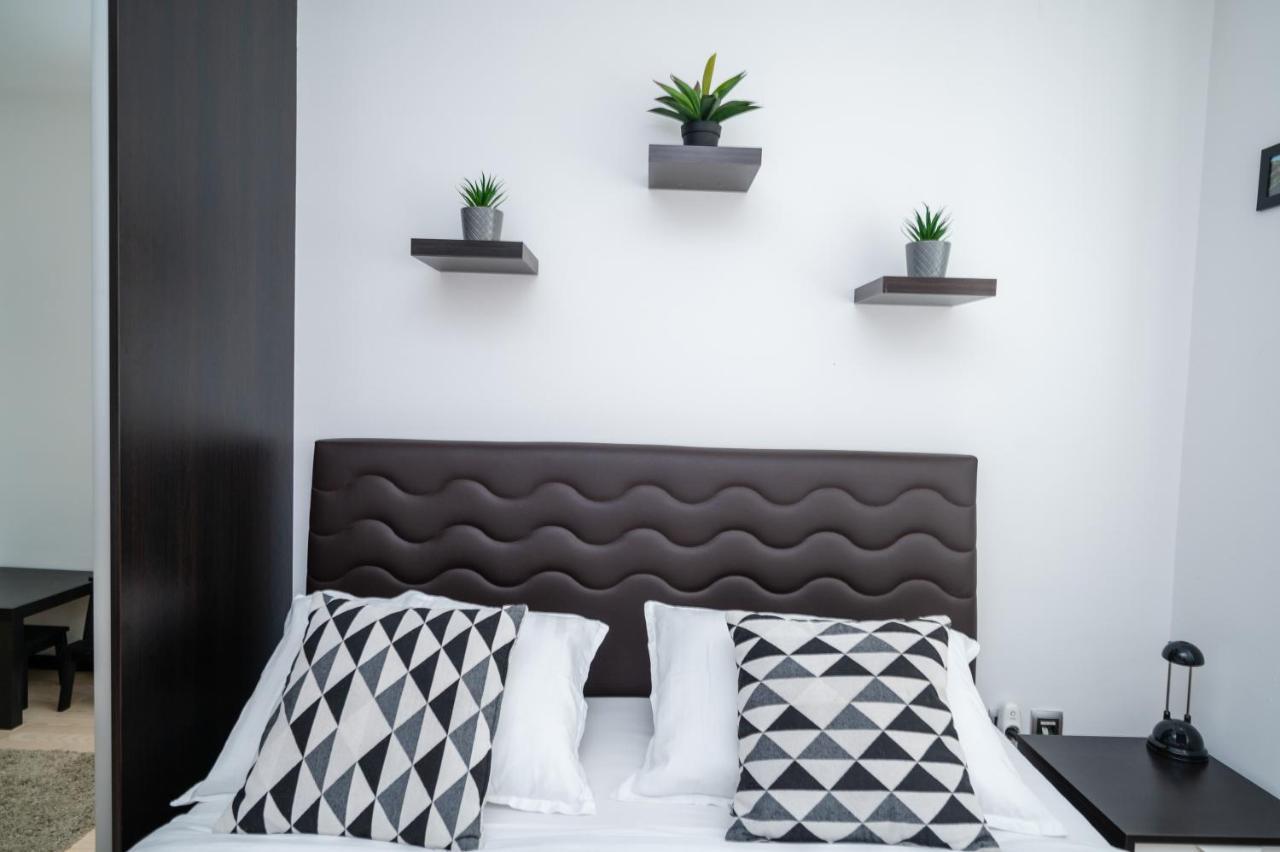 Bright 1Bdr Apartment In The City Center SJJ Extérieur photo